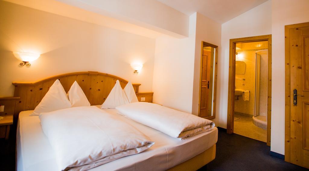 ויפיטנו Hotel Restaurant Schaurhof מראה חיצוני תמונה