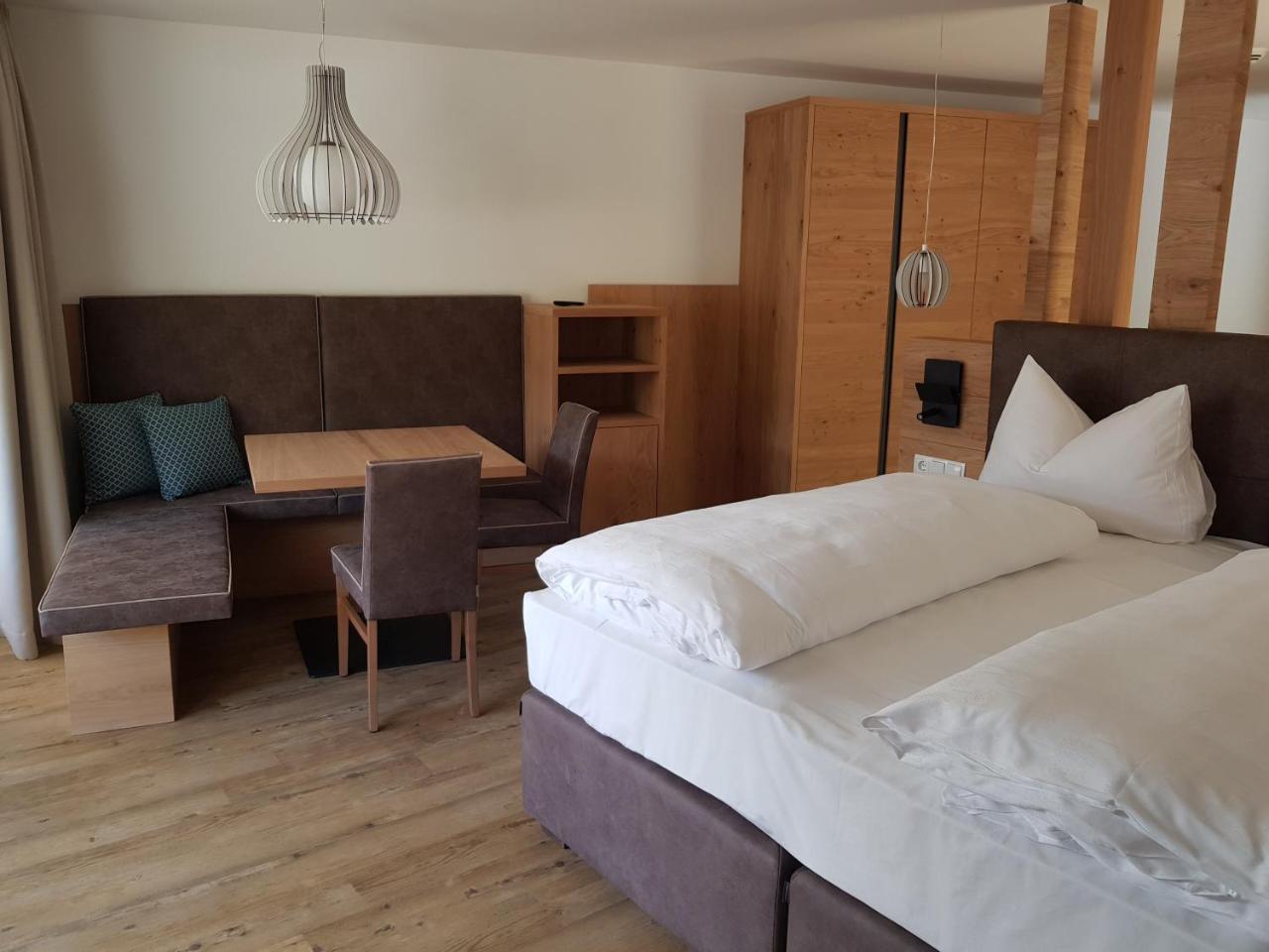 ויפיטנו Hotel Restaurant Schaurhof מראה חיצוני תמונה